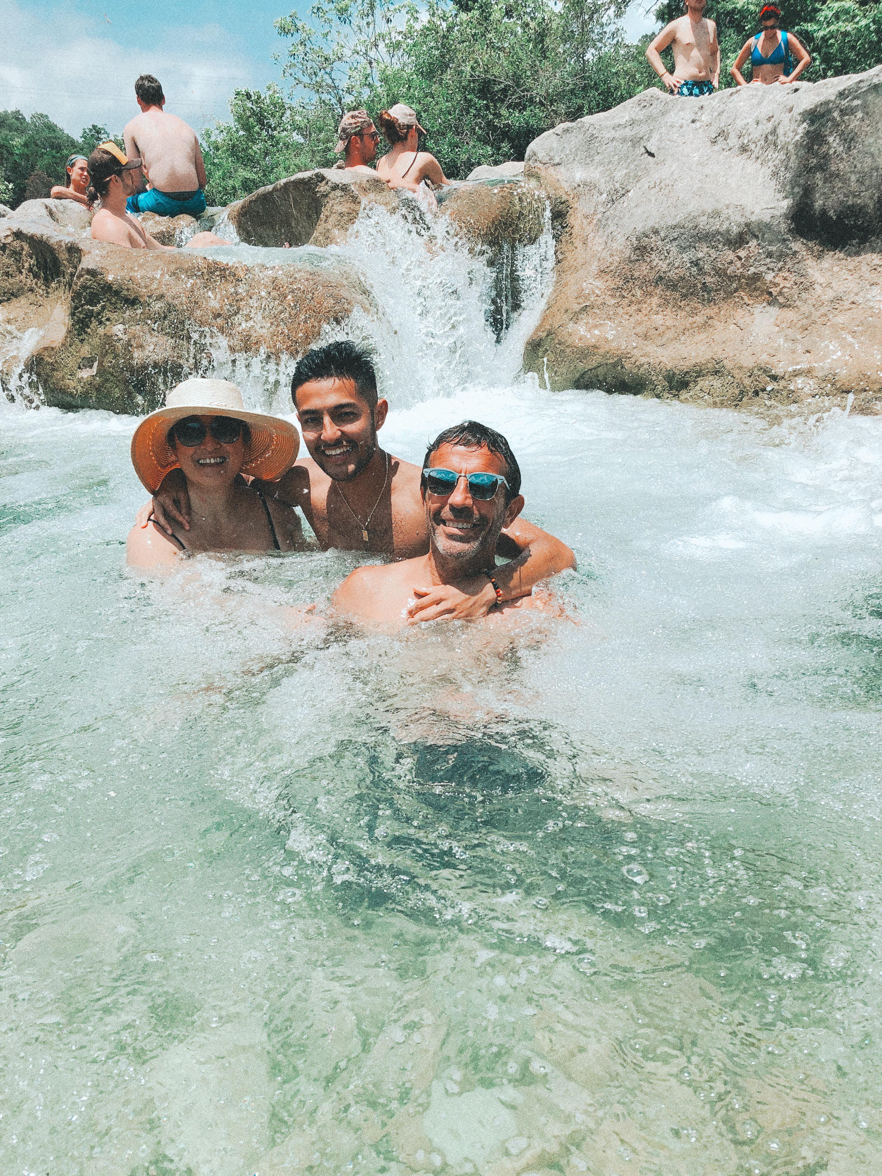 66275837_379860659551447_6458135271211794432_n